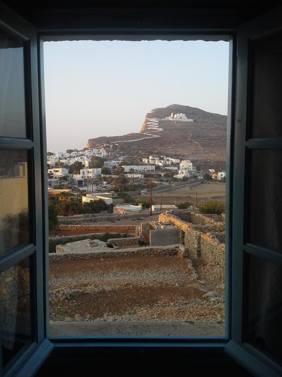 Ampelos Folegandros Town Exterior photo